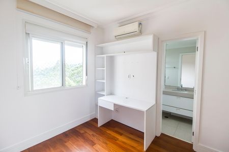 Apartamento para alugar com 156m², 3 quartos e 3 vagas Apartamento para alugar com 156m², 3 quartos e 3 vagasSuíte 2