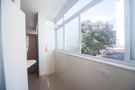 Apartamento para alugar com 77m², 2 quartos e 1 vagaÁrea de Serviço