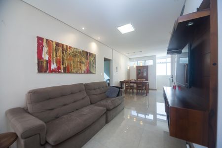 Apartamento para alugar com 77m², 2 quartos e 1 vagaSala de TV