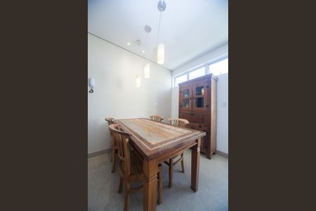 Apartamento para alugar com 77m², 2 quartos e 1 vagaSala de Jantar