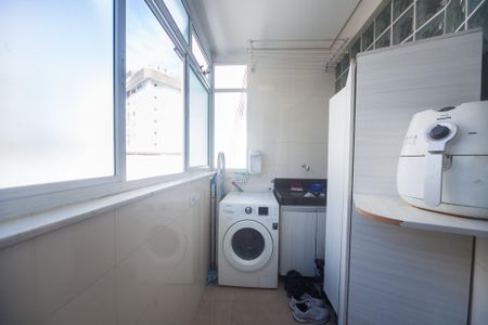 Apartamento para alugar com 77m², 2 quartos e 1 vagaÁrea de Serviço