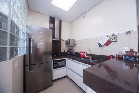 Apartamento para alugar com 77m², 2 quartos e 1 vagaCozinha