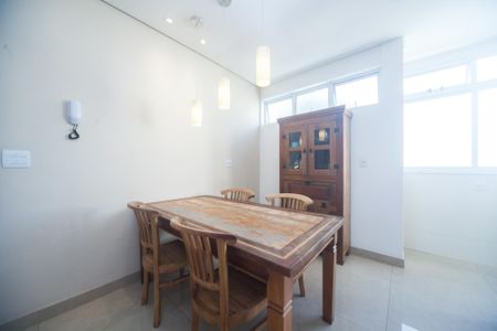 Apartamento para alugar com 77m², 2 quartos e 1 vagaSala de Jantar