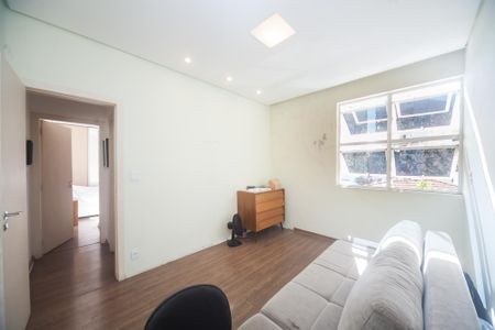Apartamento para alugar com 77m², 2 quartos e 1 vagaquarto 1