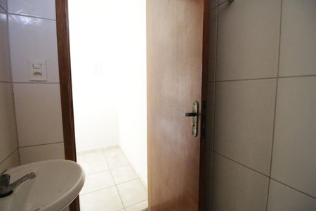 Apartamento para alugar com 52m², 2 quartos e sem vagaBanheiro