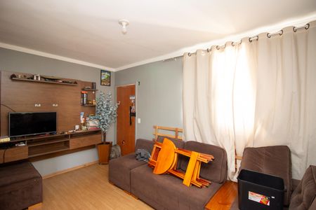 Sala de apartamento à venda com 2 quartos, 50m² em Cabral, Contagem
