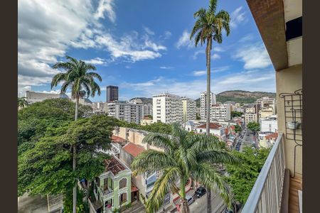 Apartamento à venda com 84m², 2 quartos e 1 vaga