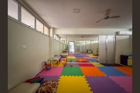 Apartamento à venda com 84m², 2 quartos e 1 vaga