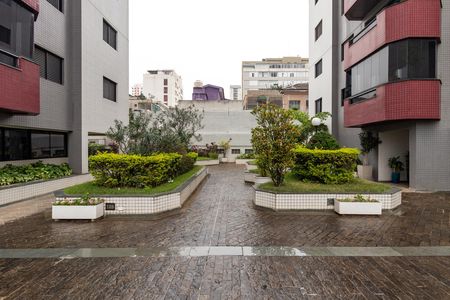 Apartamento à venda com 96m², 3 quartos e 2 vagas Apartamento à venda com 96m², 3 quartos e 2 vagasÁrea comum