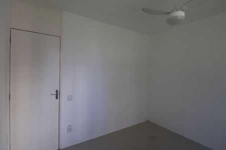 Quarto 2 de apartamento para alugar com 2 quartos, 48m² em Fátima, Canoas