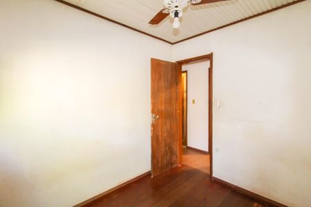 Casa à venda com 120m², 3 quartos e 2 vagas Casa à venda com 120m², 3 quartos e 2 vagasQuarto 3