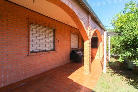 Casa à venda com 120m², 3 quartos e 2 vagas Casa à venda com 120m², 3 quartos e 2 vagasÁrea externa