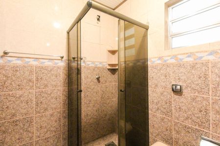 Casa à venda com 120m², 3 quartos e 2 vagas Casa à venda com 120m², 3 quartos e 2 vagasBanheiro