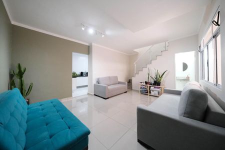 Sala de casa de condomínio para alugar com 3 quartos, 125m² em Penha de França, São Paulo