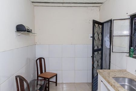 Casa à venda com 290m², 3 quartos e 2 vagas Casa à venda com 290m², 3 quartos e 2 vagasCozinha 2