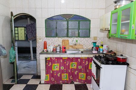 Casa à venda com 290m², 3 quartos e 2 vagas Casa à venda com 290m², 3 quartos e 2 vagasCozinha