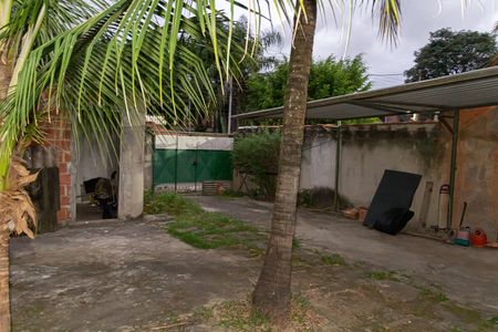 Garagem de casa à venda com 3 quartos, 290m² em Campo Grande, Rio de Janeiro
