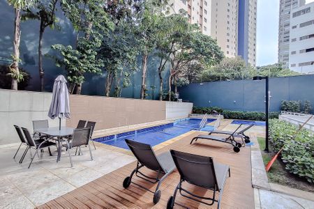 Apartamento à venda com 63m², 2 quartos e 1 vagaÁrea comum - Piscina