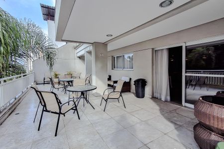 Apartamento à venda com 63m², 2 quartos e 1 vagaÁrea comum