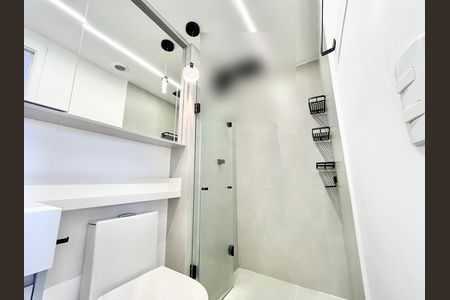 Apartamento à venda com 43m², 2 quartos e 1 vaga Apartamento à venda com 43m², 2 quartos e 1 vagaBanheiro