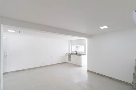 Sala/Cozinha de casa para alugar com 2 quartos, 170m² em Campo Grande, Rio de Janeiro