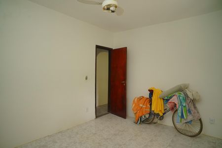 Casa para alugar com 76m², 2 quartos e 2 vagasQuarto 1