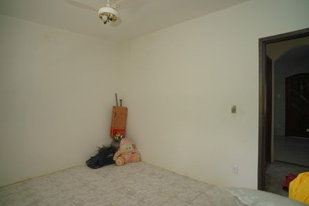 Casa para alugar com 76m², 2 quartos e 2 vagasQuarto 1