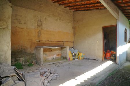 Casa para alugar com 76m², 2 quartos e 2 vagasChurrasqueira