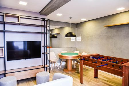 Apartamento para alugar com 42m², 2 quartos e 1 vaga Apartamento para alugar com 42m², 2 quartos e 1 vagaSala de Jogos