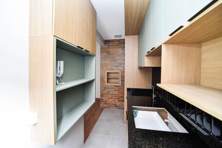 Apartamento para alugar com 42m², 2 quartos e 1 vaga Apartamento para alugar com 42m², 2 quartos e 1 vagaCozinha e Área de Serviço