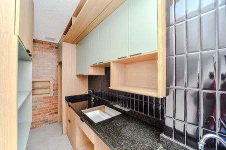 Apartamento para alugar com 42m², 2 quartos e 1 vaga Apartamento para alugar com 42m², 2 quartos e 1 vagaCozinha e Área de Serviço