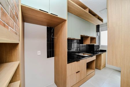 Apartamento para alugar com 42m², 2 quartos e 1 vaga Apartamento para alugar com 42m², 2 quartos e 1 vagaCozinha e Área de Serviço