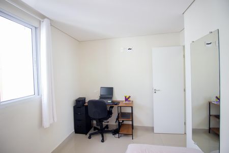 Quarto 2 de apartamento à venda com 2 quartos, 48m² em Europa, Contagem
