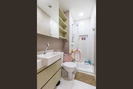 Apartamento à venda com 70m², 3 quartos e 2 vagasBanheiro