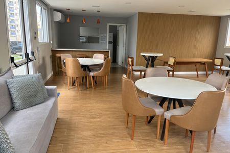 Apartamento para alugar com 65m², 3 quartos e sem vaga Apartamento para alugar com 65m², 3 quartos e sem vagaÁrea comum - Salão de festas