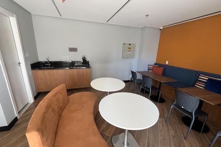 Apartamento para alugar com 65m², 3 quartos e sem vaga Apartamento para alugar com 65m², 3 quartos e sem vagaÁrea comum - workshop