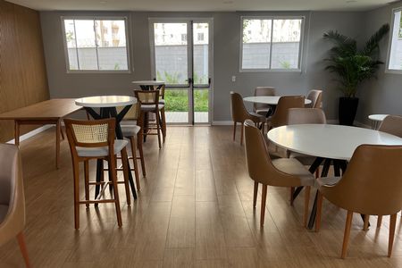 Apartamento para alugar com 65m², 3 quartos e sem vaga Apartamento para alugar com 65m², 3 quartos e sem vagaÁrea comum - Salão de festas