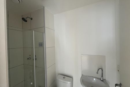 Apartamento para alugar com 65m², 3 quartos e sem vaga Apartamento para alugar com 65m², 3 quartos e sem vagaBanheiro