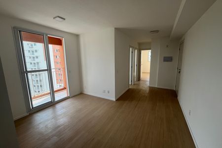 Sala de apartamento para alugar com 3 quartos, 65m² em Irajá, Rio de Janeiro