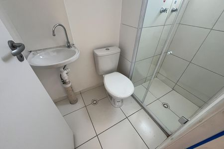 Apartamento para alugar com 65m², 3 quartos e sem vaga Apartamento para alugar com 65m², 3 quartos e sem vagaBanheiro