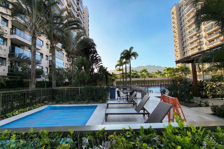 Apartamento à venda com 64m², 2 quartos e 1 vagaÁrea comum - Piscina
