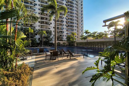 Apartamento à venda com 64m², 2 quartos e 1 vagaÁrea comum - Piscina
