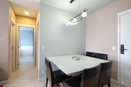 Apartamento à venda com 64m², 2 quartos e 1 vagaSala
