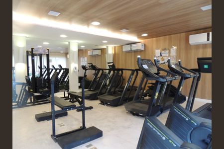 Apartamento à venda com 64m², 2 quartos e 1 vagaÁrea comum - Academia