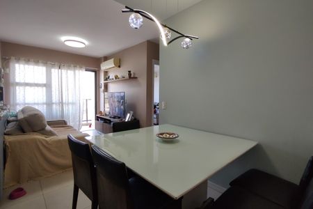 Apartamento à venda com 64m², 2 quartos e 1 vagaSala