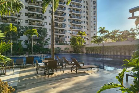 Apartamento à venda com 64m², 2 quartos e 1 vagaÁrea comum - Piscina