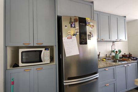 Apartamento à venda com 64m², 2 quartos e 1 vagaCozinha - Armários