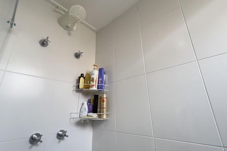Apartamento à venda com 98m², 3 quartos e 2 vagas Apartamento à venda com 98m², 3 quartos e 2 vagasBanheiro da Suíte