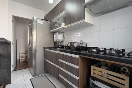 Apartamento à venda com 98m², 3 quartos e 2 vagas Apartamento à venda com 98m², 3 quartos e 2 vagasCozinha e Área de Serviço