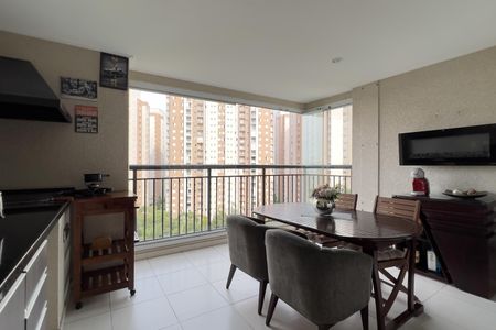 Apartamento à venda com 98m², 3 quartos e 2 vagas Apartamento à venda com 98m², 3 quartos e 2 vagasVaranda gourmet